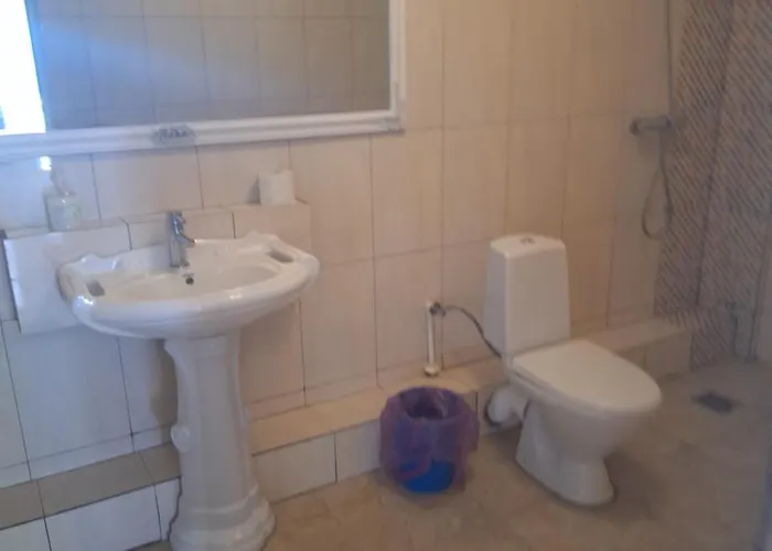 Casa Inflorita * Észak-Eforie